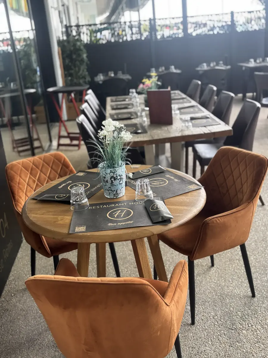 Table ronde en bois